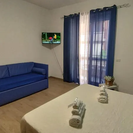 102 Dreamhouse Metropolitana B Libia Rom